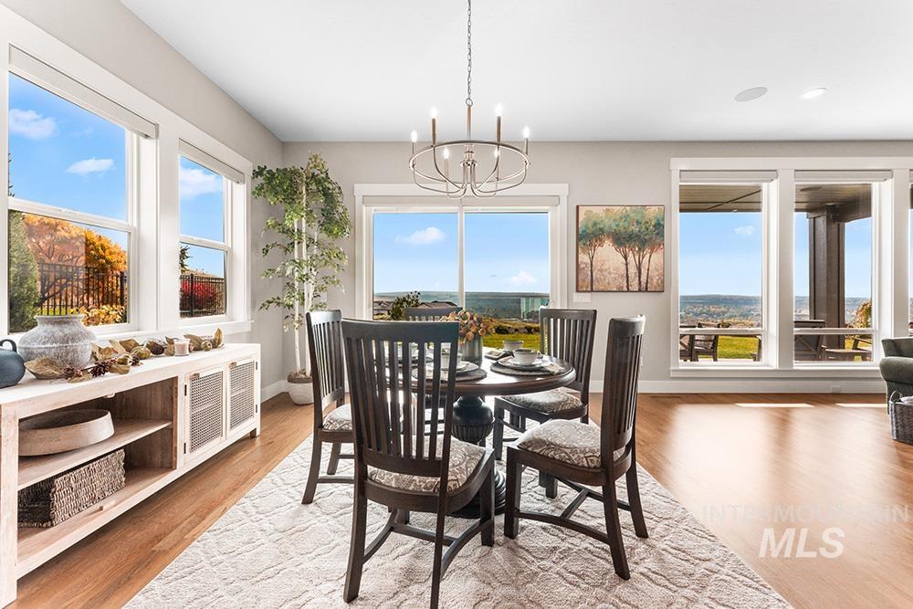 property viewer photo 4