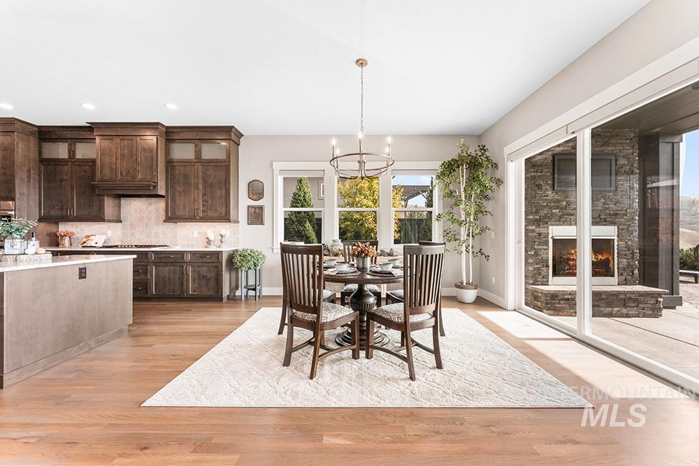 property viewer photo 7