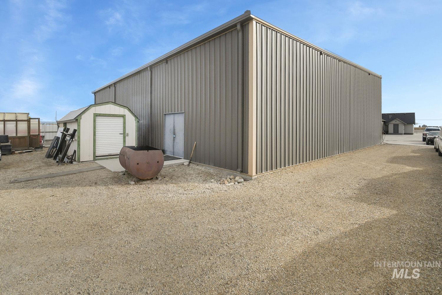 main property photo 31