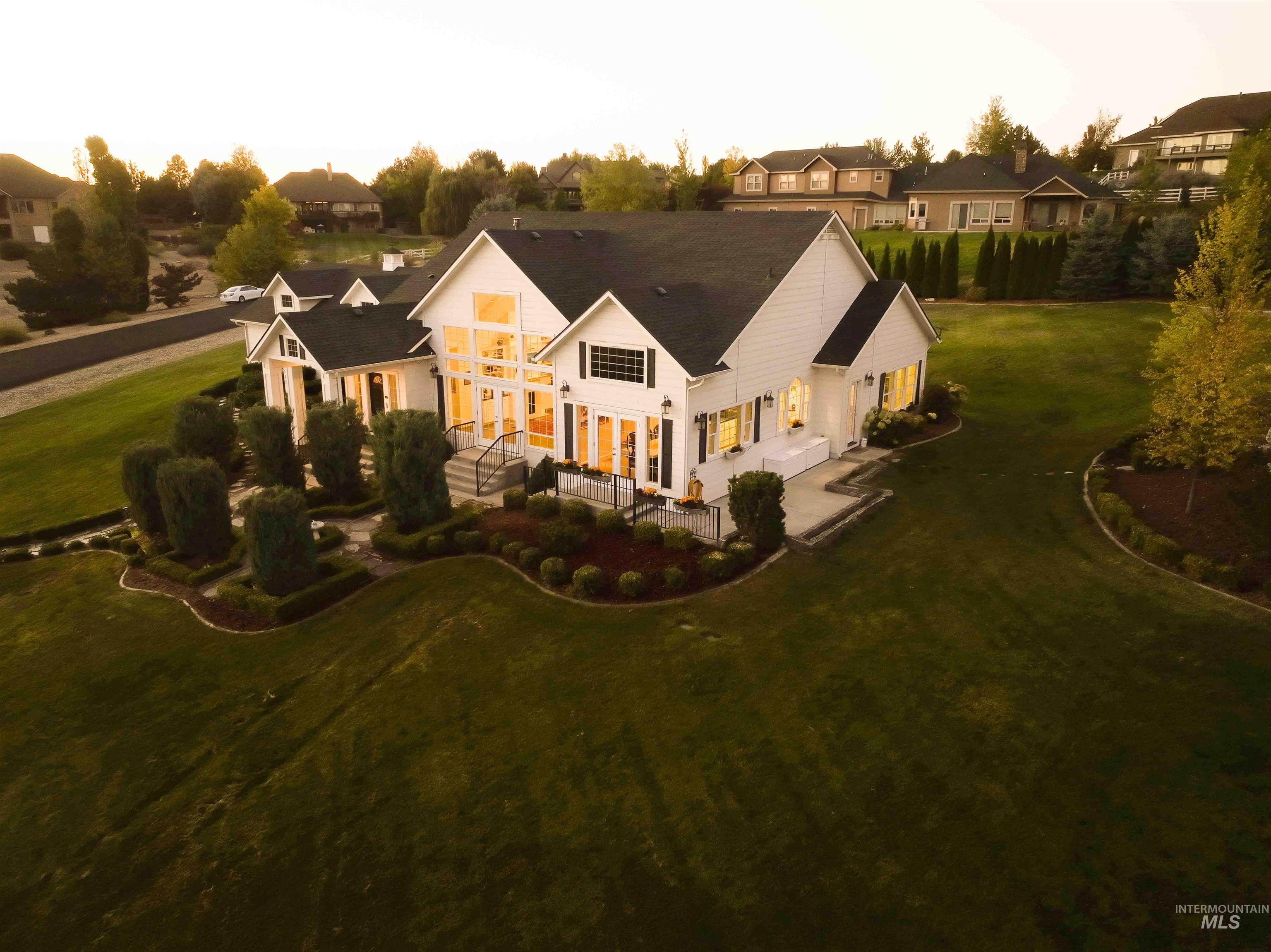property viewer photo 2