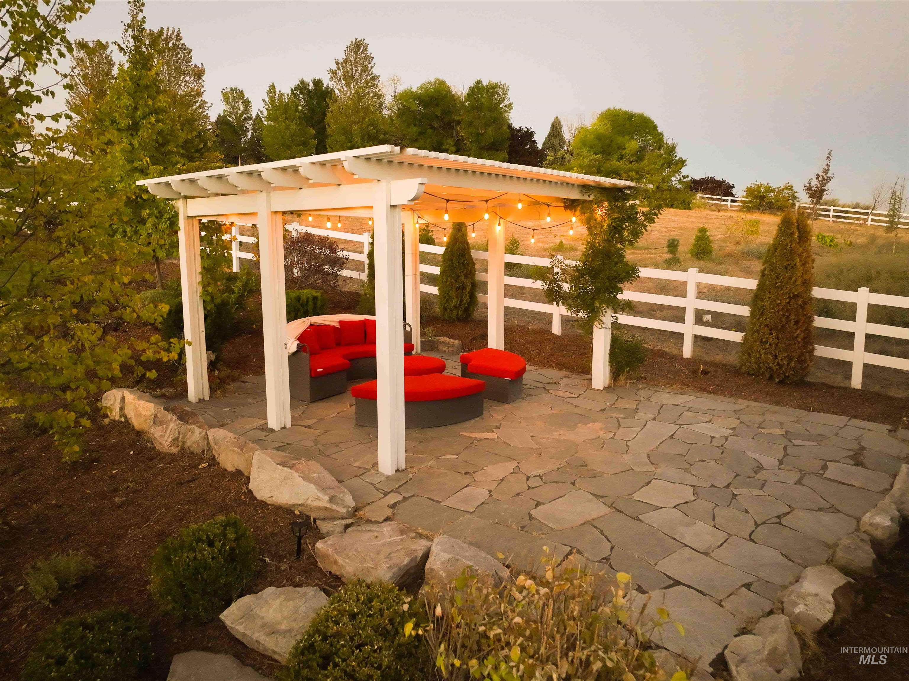 property viewer photo 29