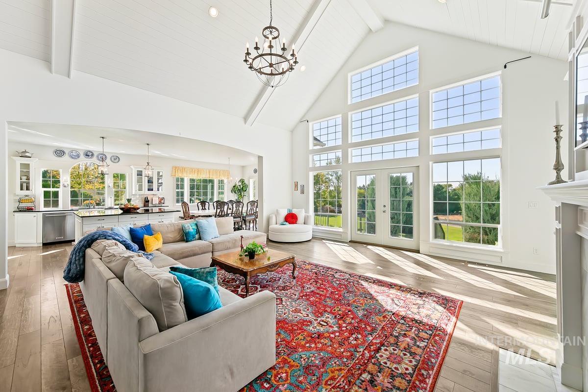 property viewer photo 7