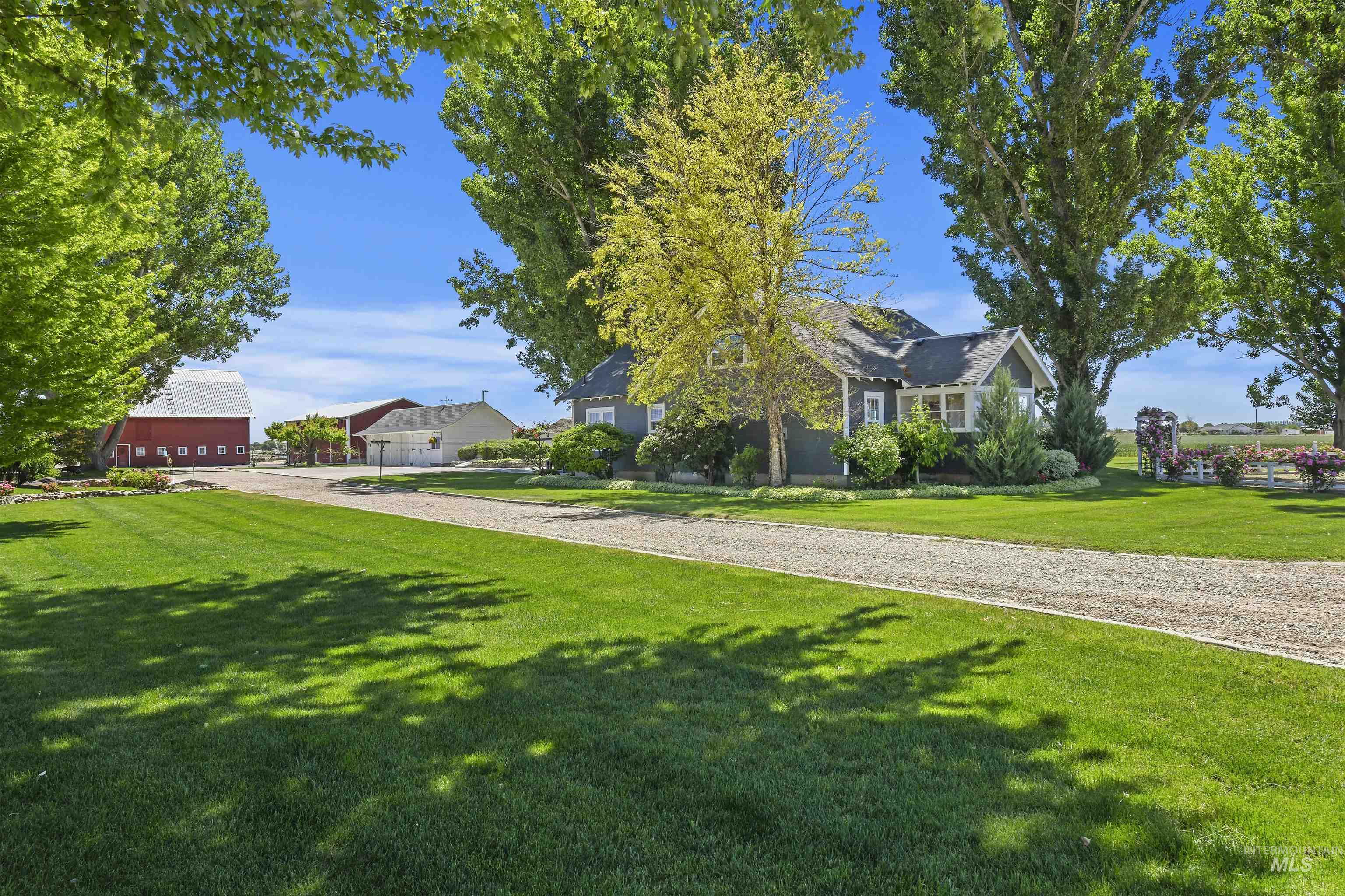 main property photo 37