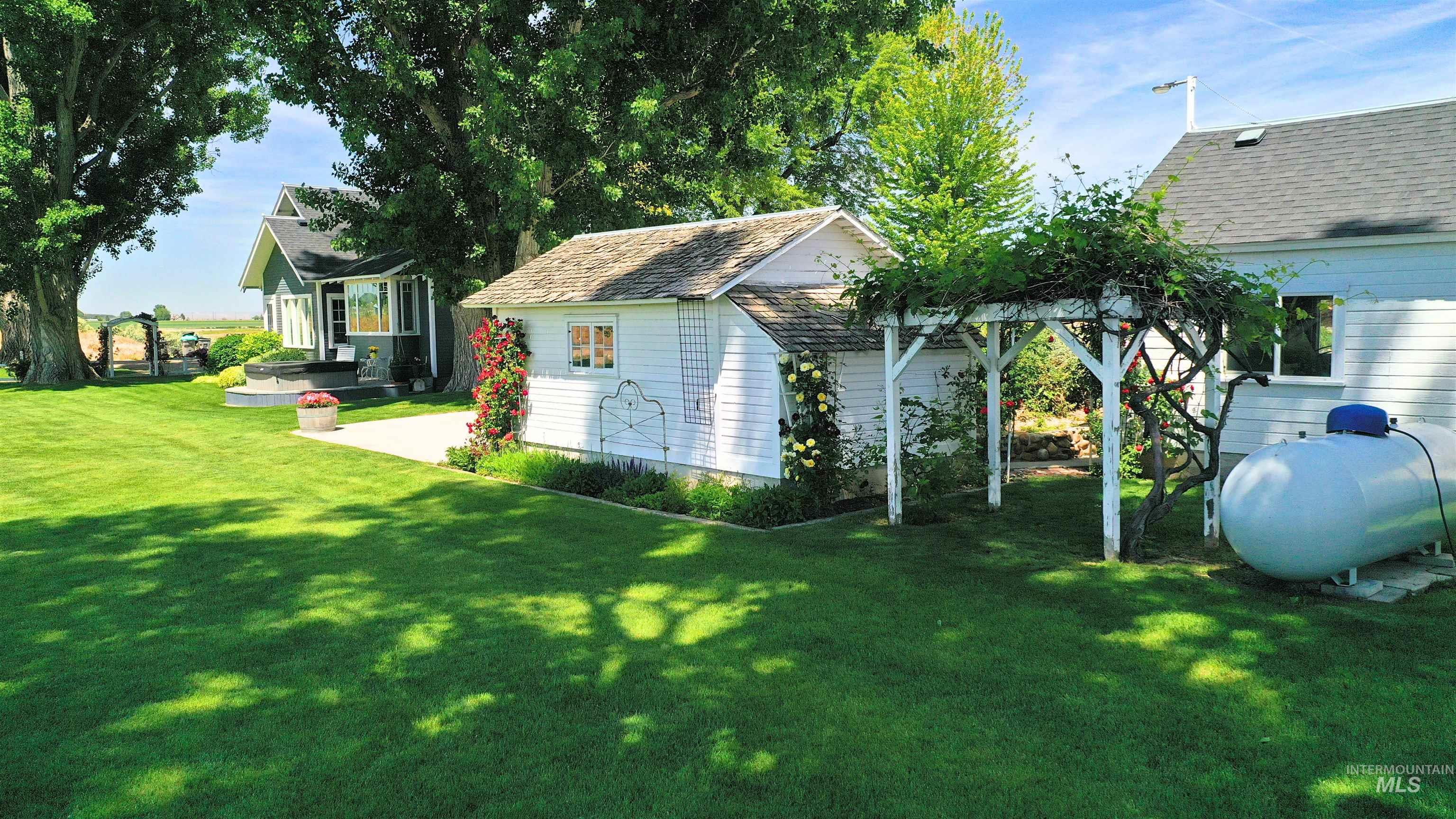 main property photo 42