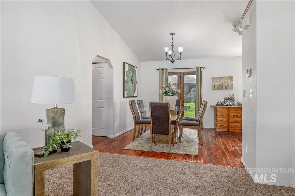 property viewer photo 19