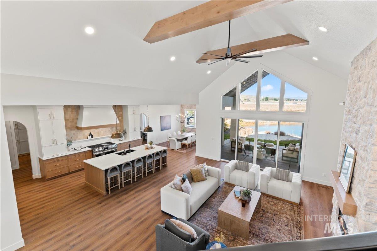property viewer photo 35