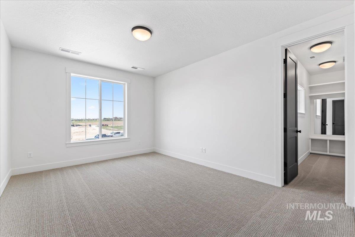 property viewer photo 40