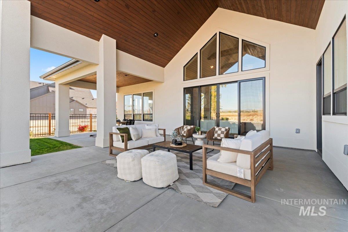 property viewer photo 45