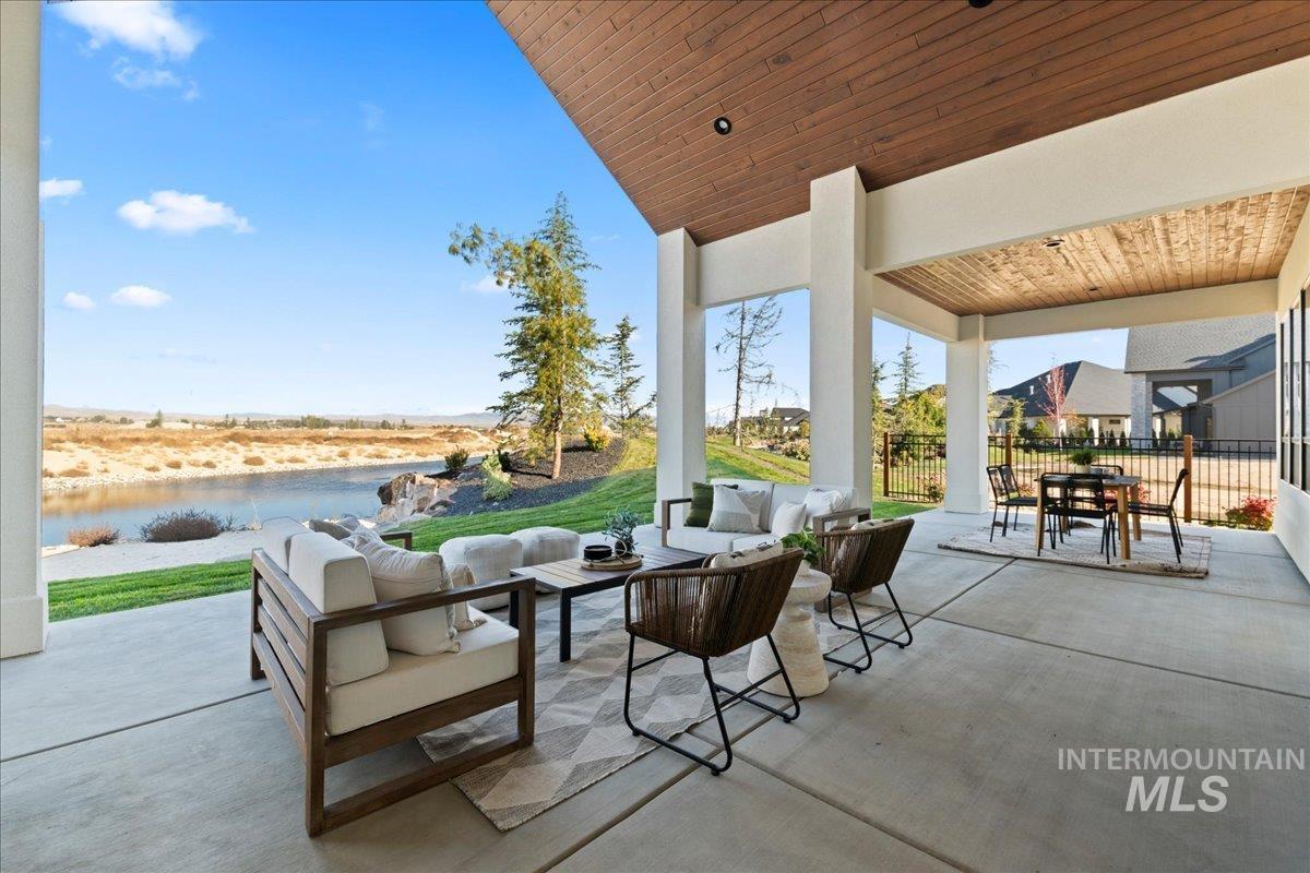 property viewer photo 46