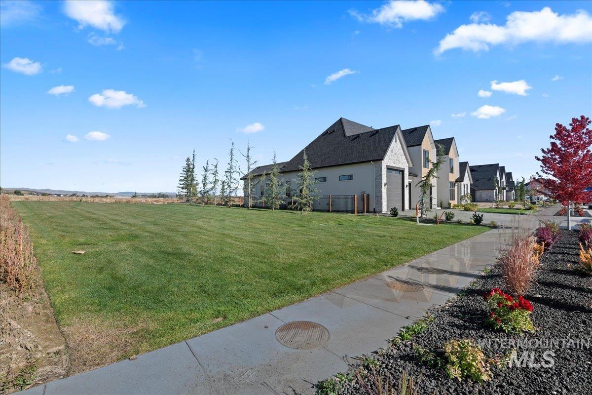 property viewer photo 48