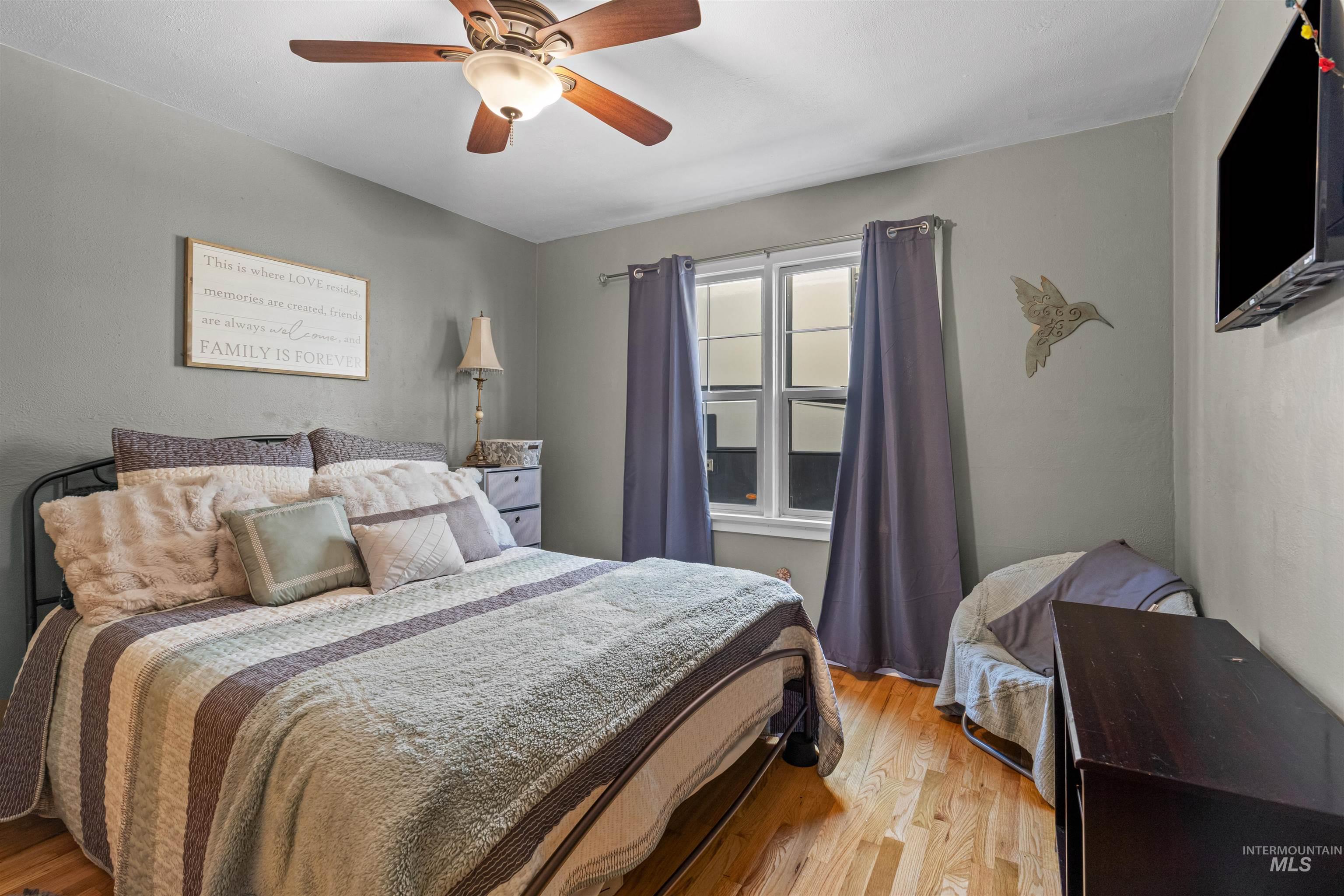 property viewer photo 14