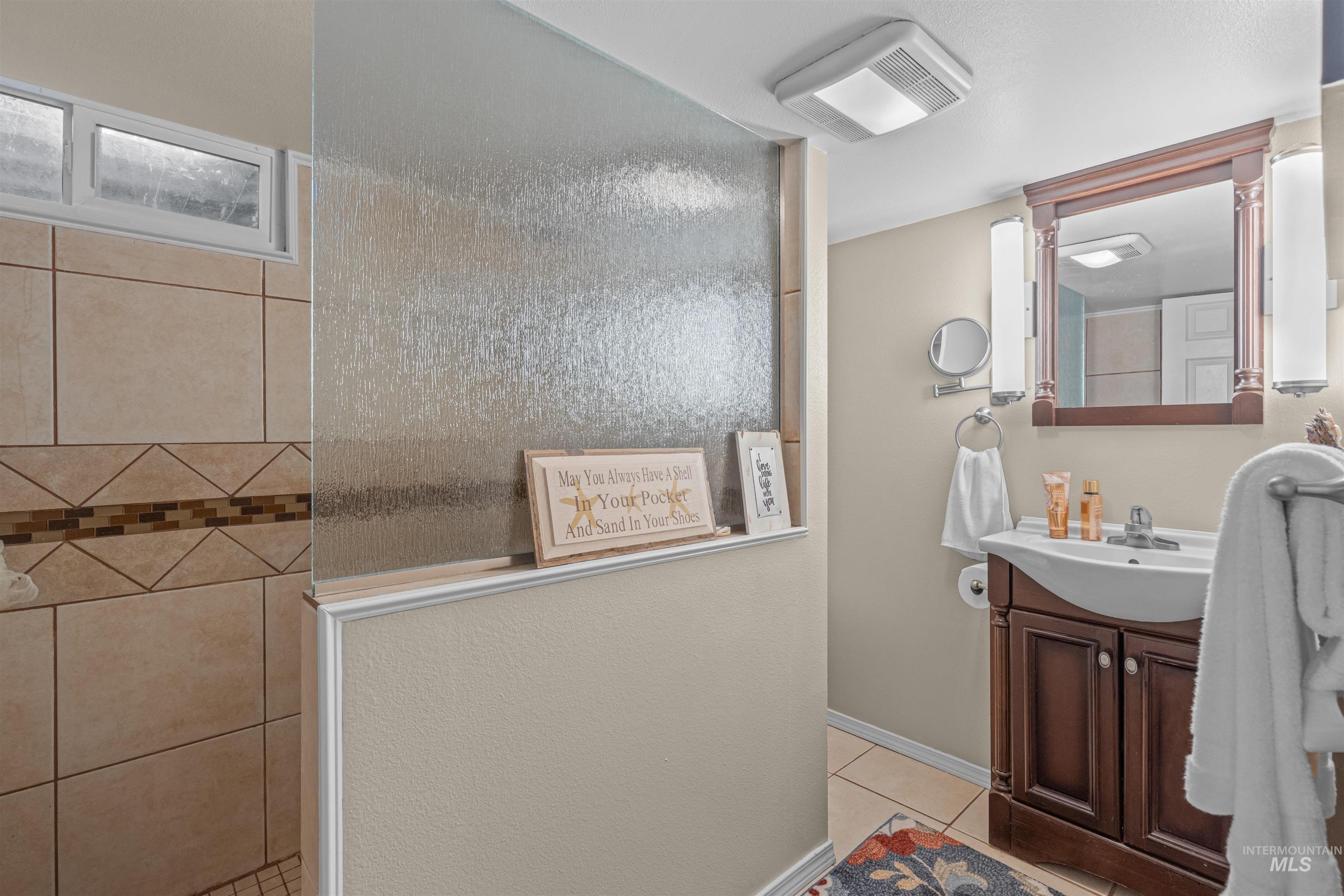property viewer photo 20