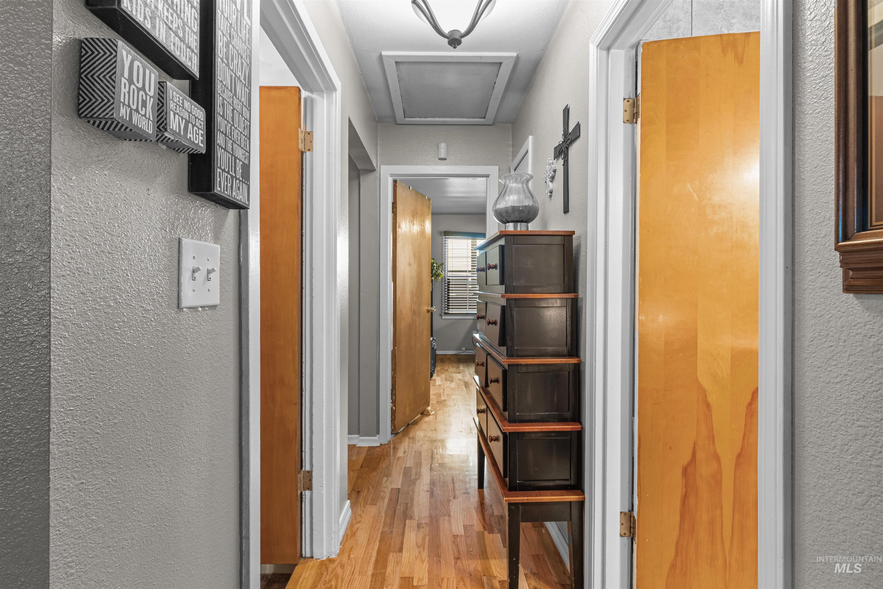 property viewer photo 27