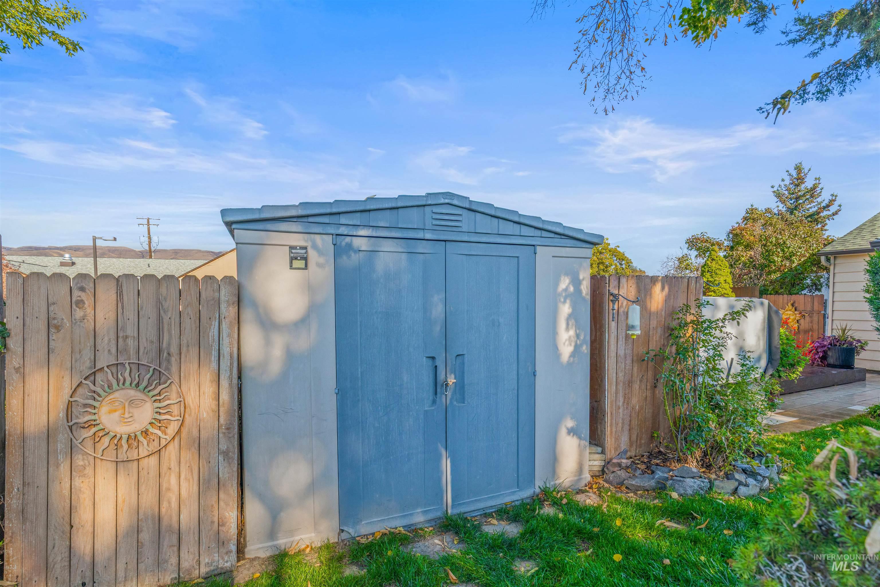 property viewer photo 30