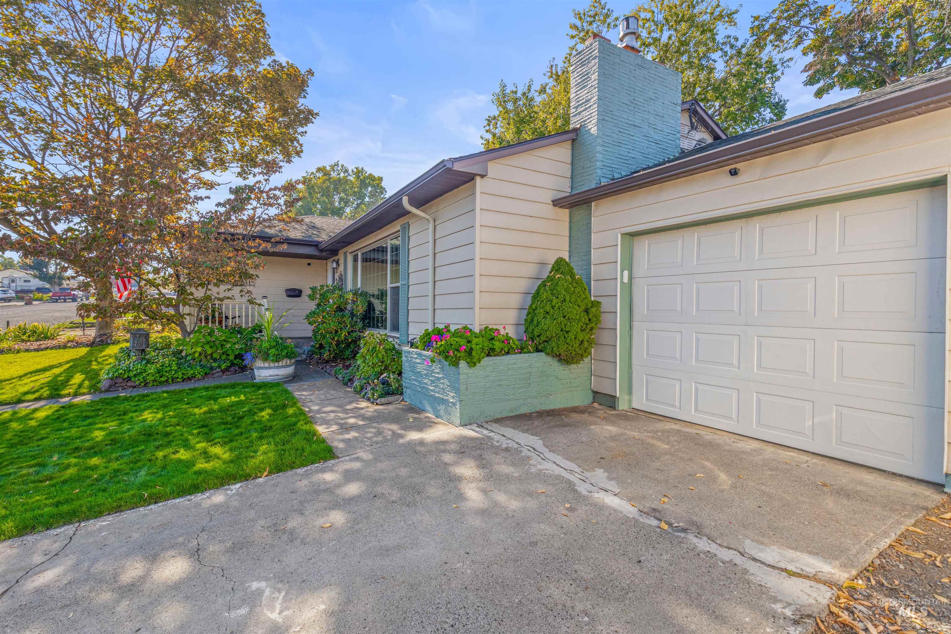 property viewer photo 32