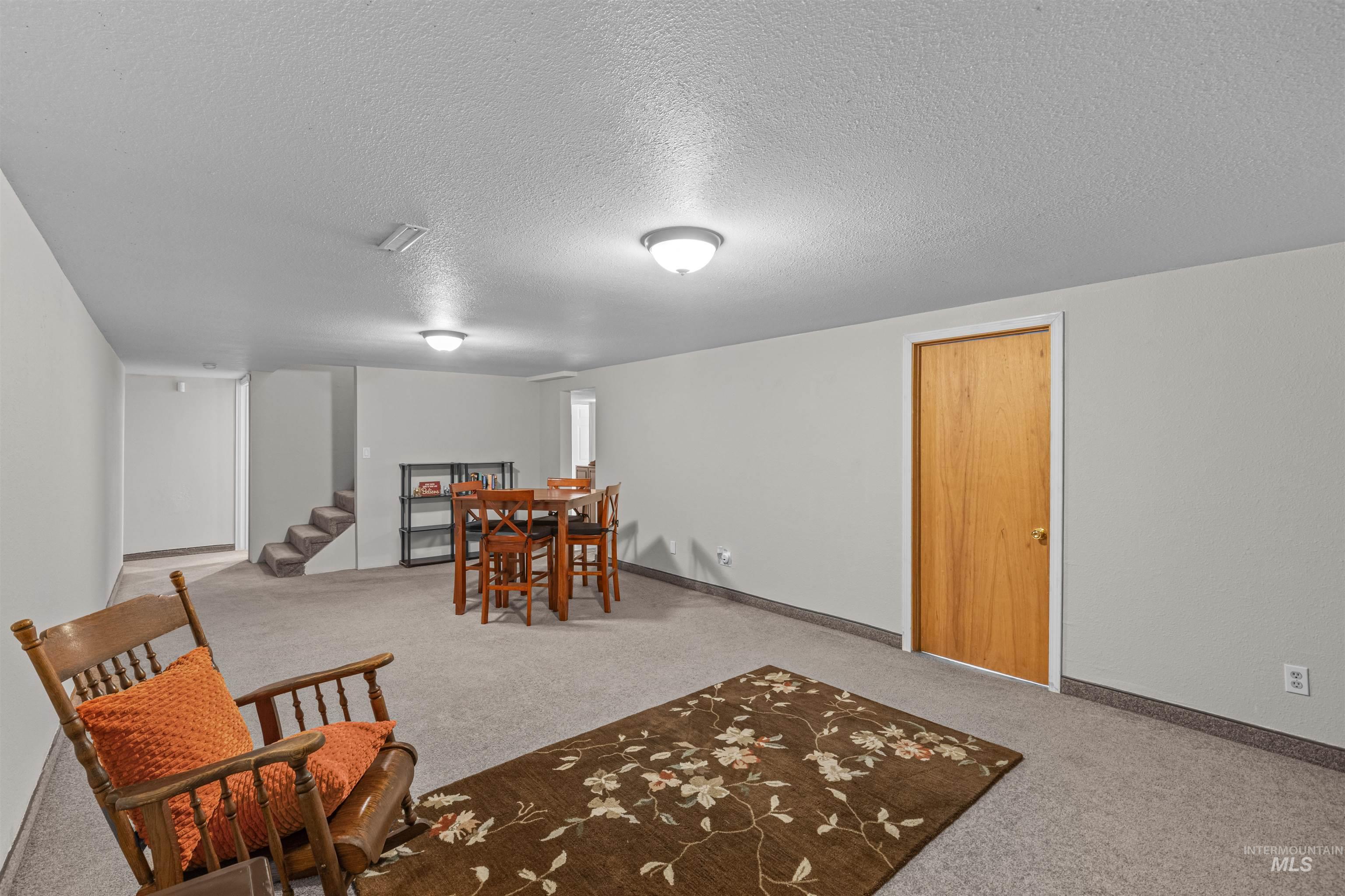 property viewer photo 43
