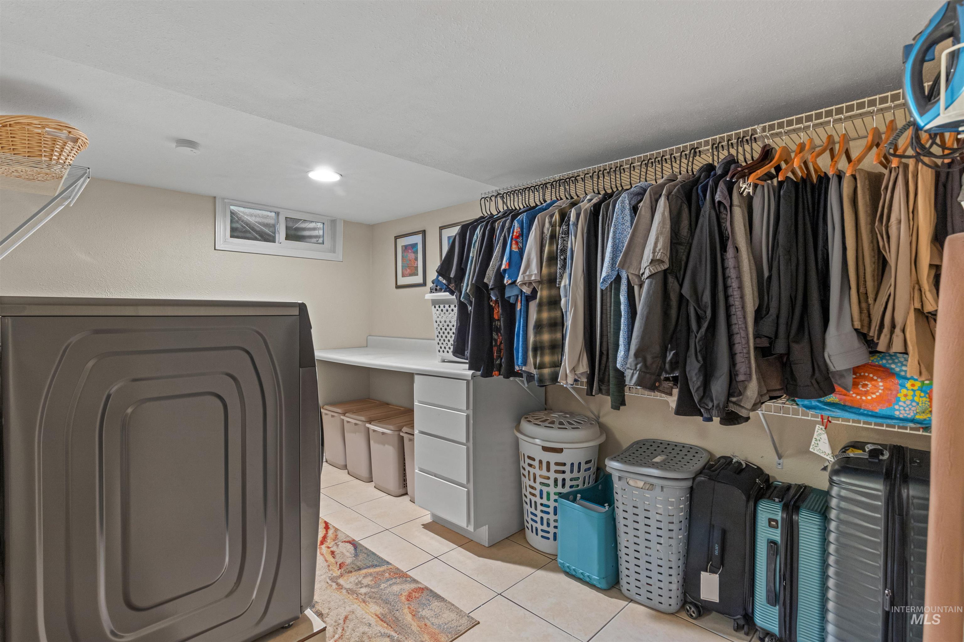 property viewer photo 45