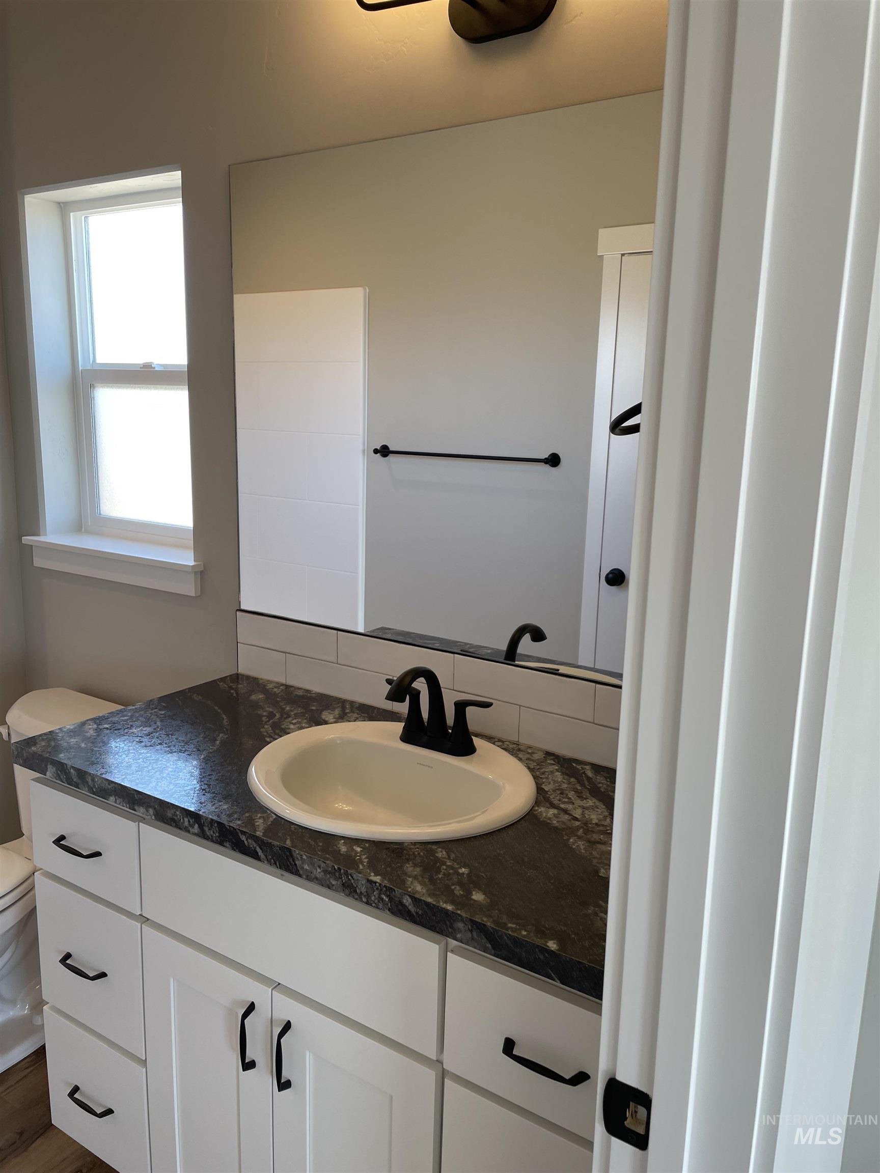 property viewer photo 11