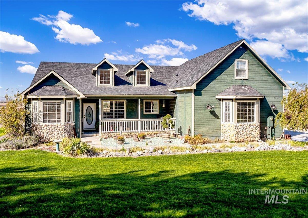 main property photo 0