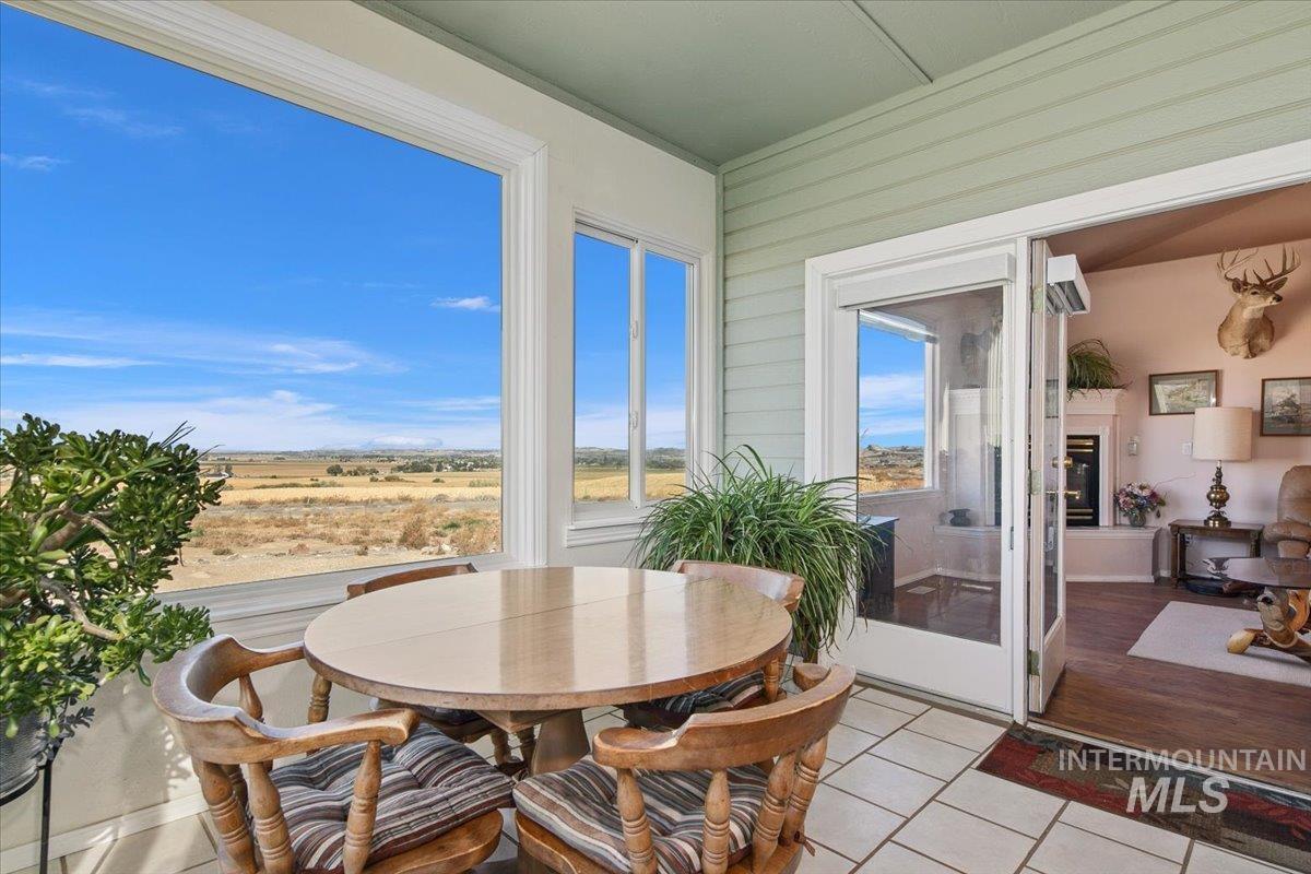 property viewer photo 14