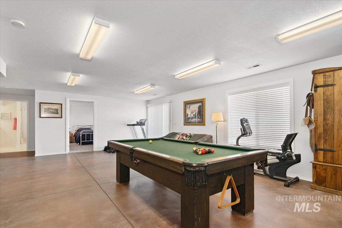 property viewer photo 20
