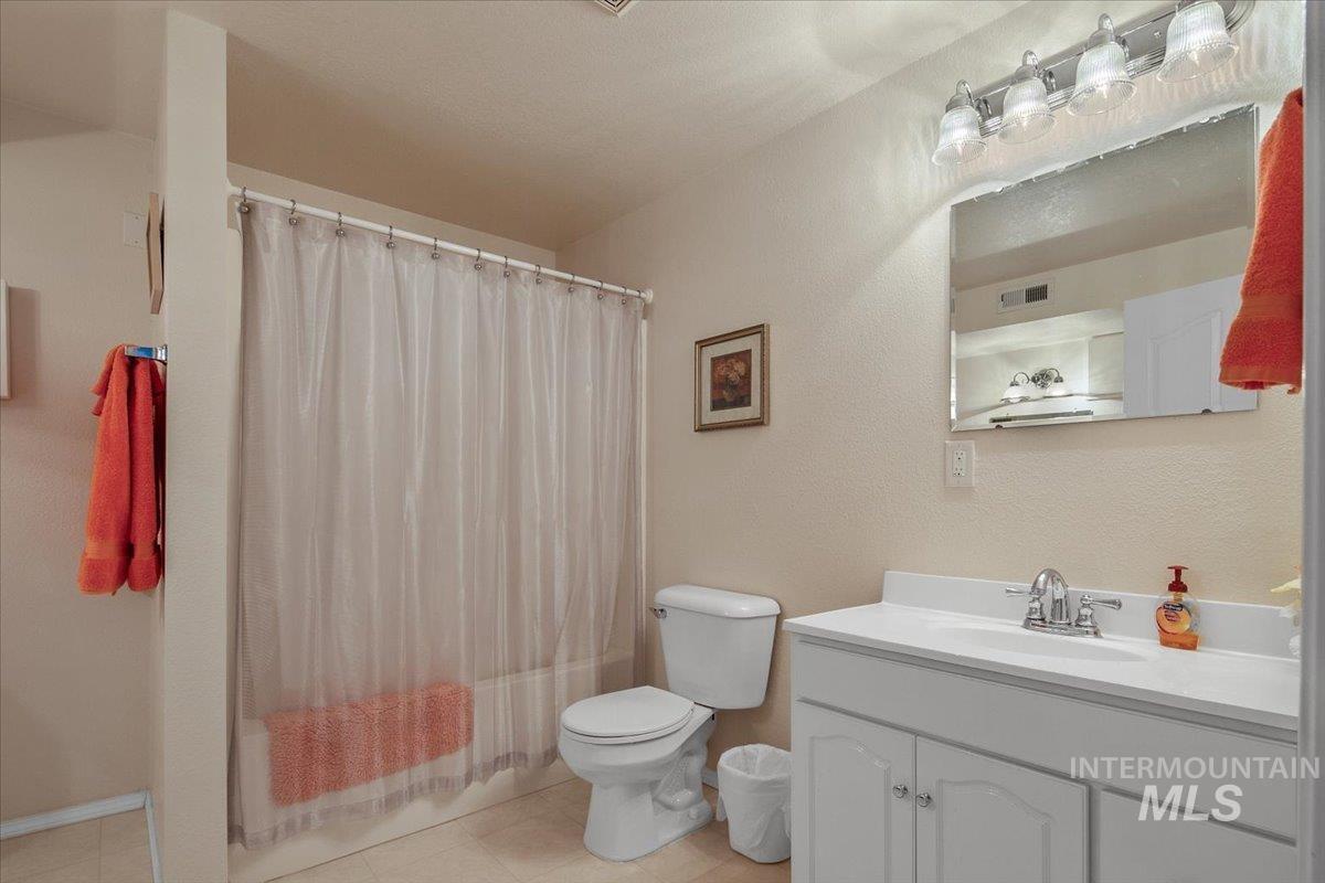 property viewer photo 23