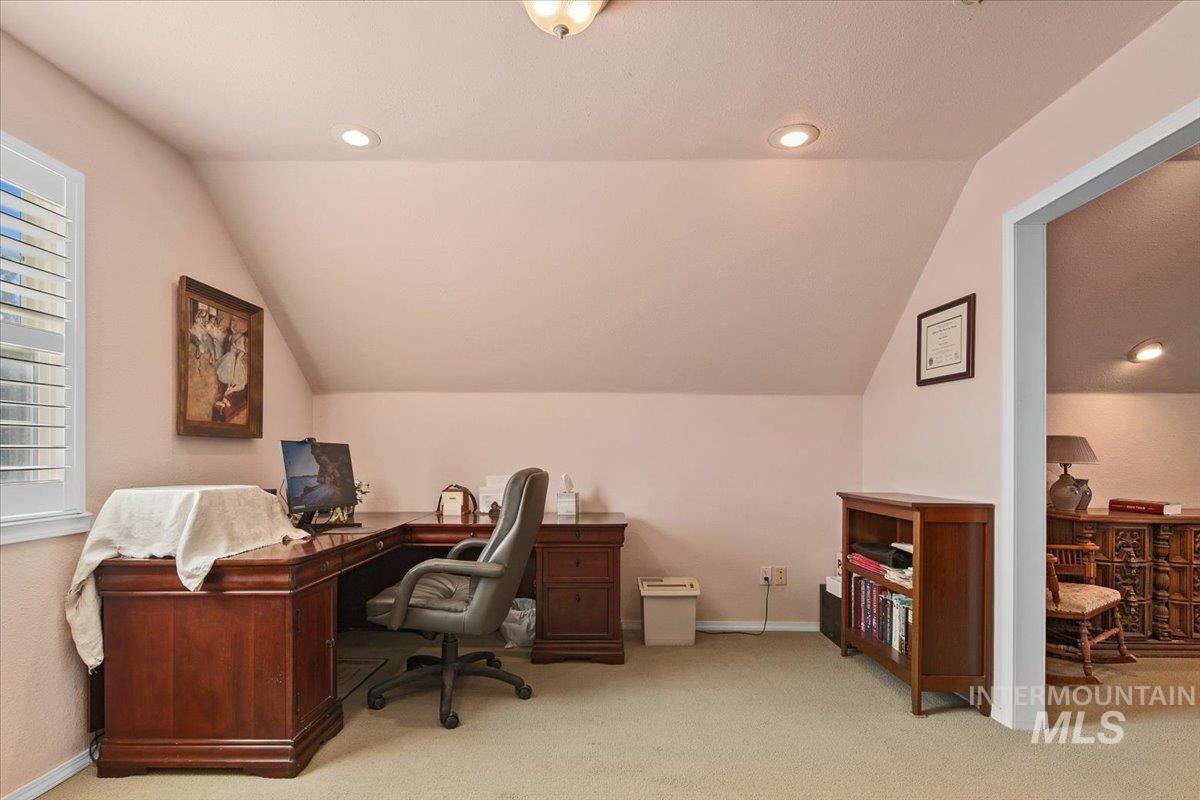 property viewer photo 26