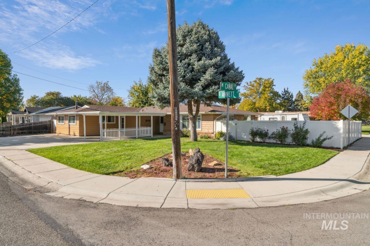 property viewer photo 1