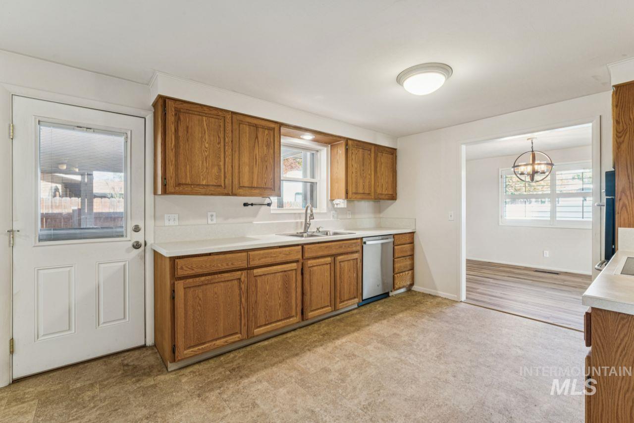 property viewer photo 10