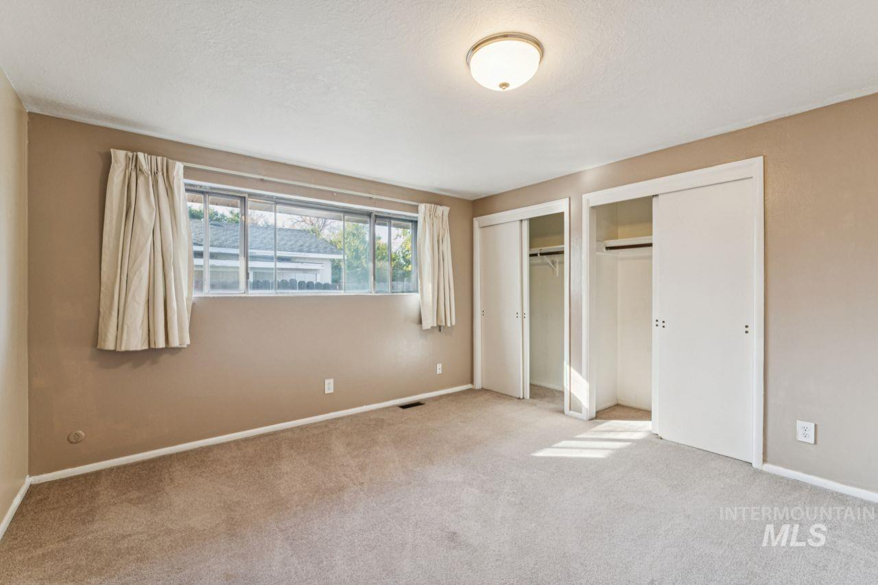property viewer photo 14
