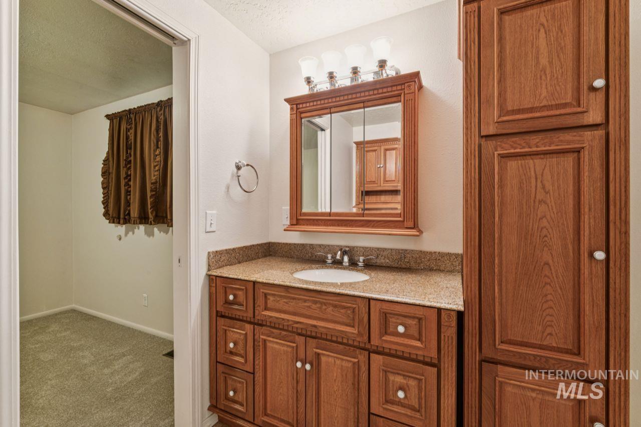 property viewer photo 23