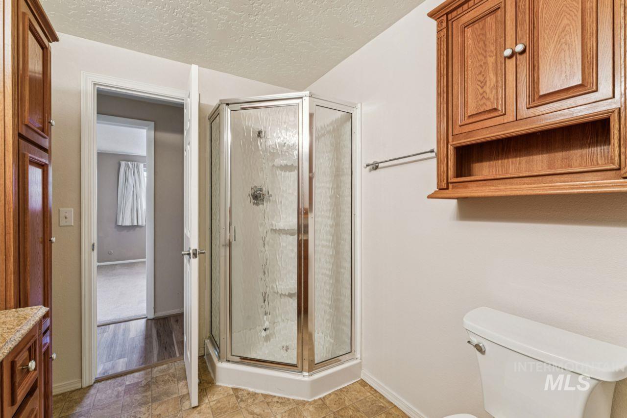 property viewer photo 24