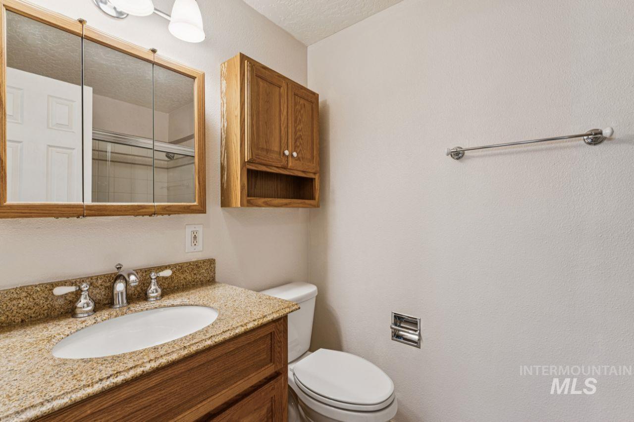 property viewer photo 25