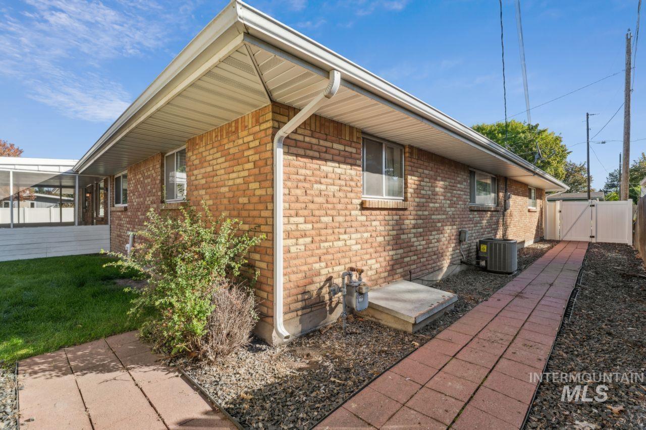 property viewer photo 26