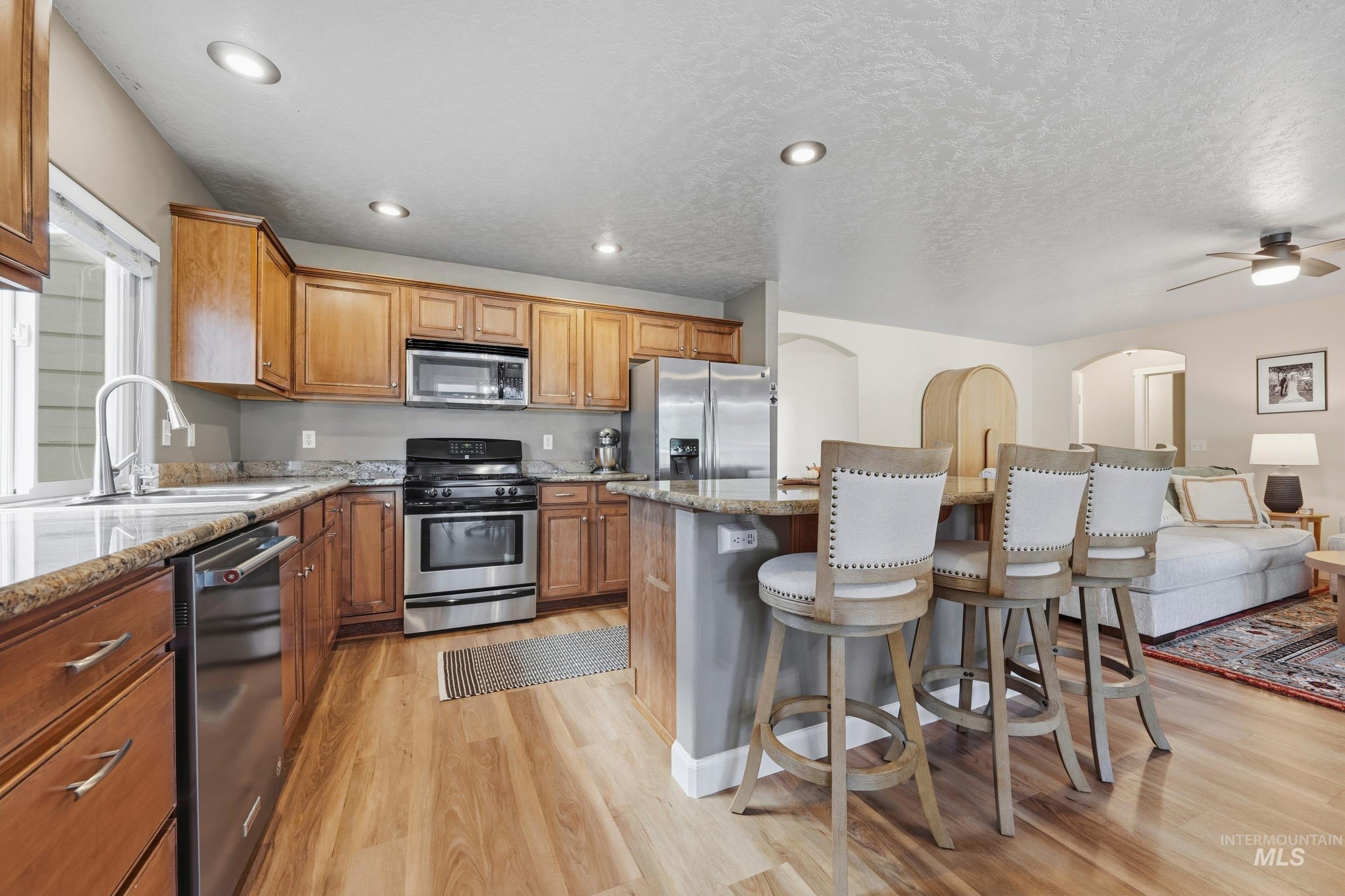 property viewer photo 11
