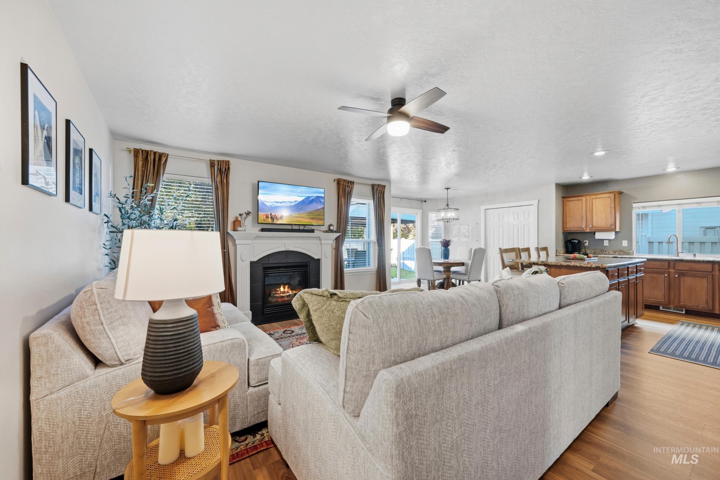 property viewer photo 17
