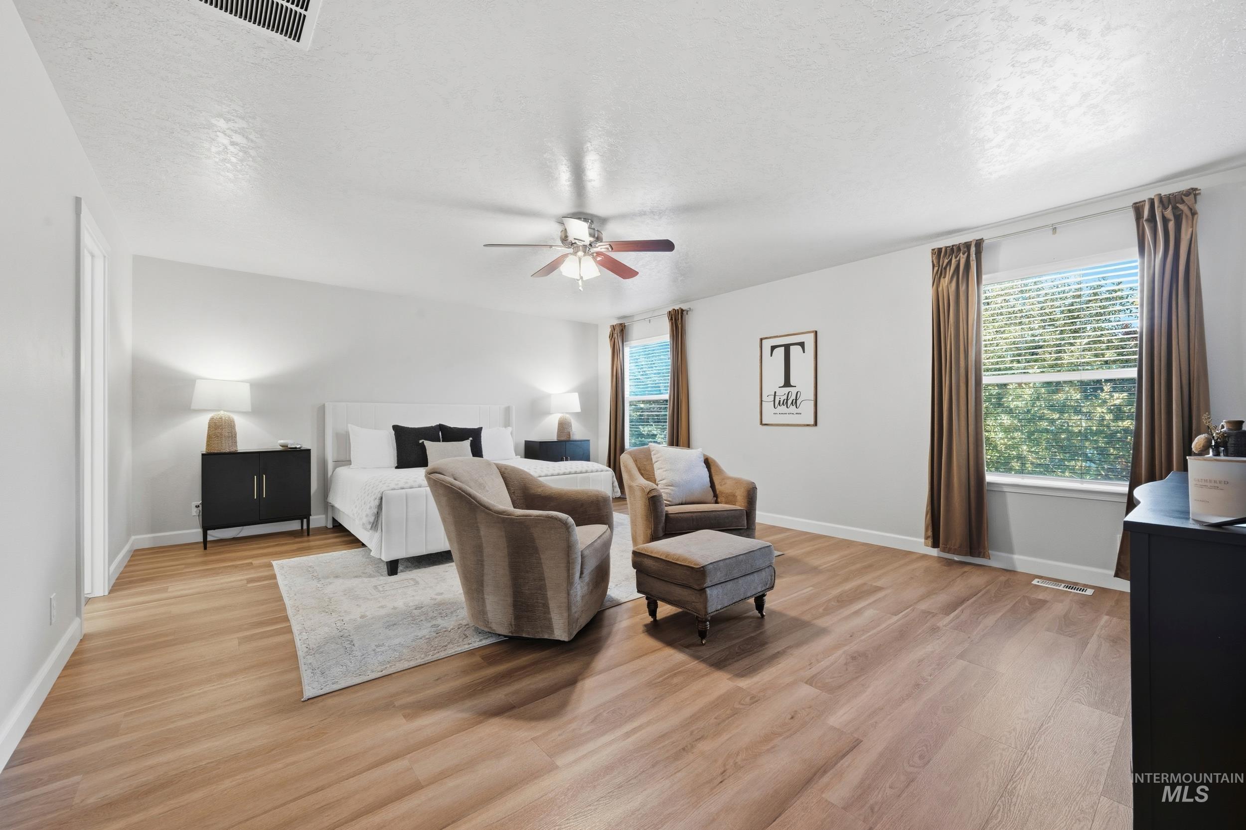 property viewer photo 24