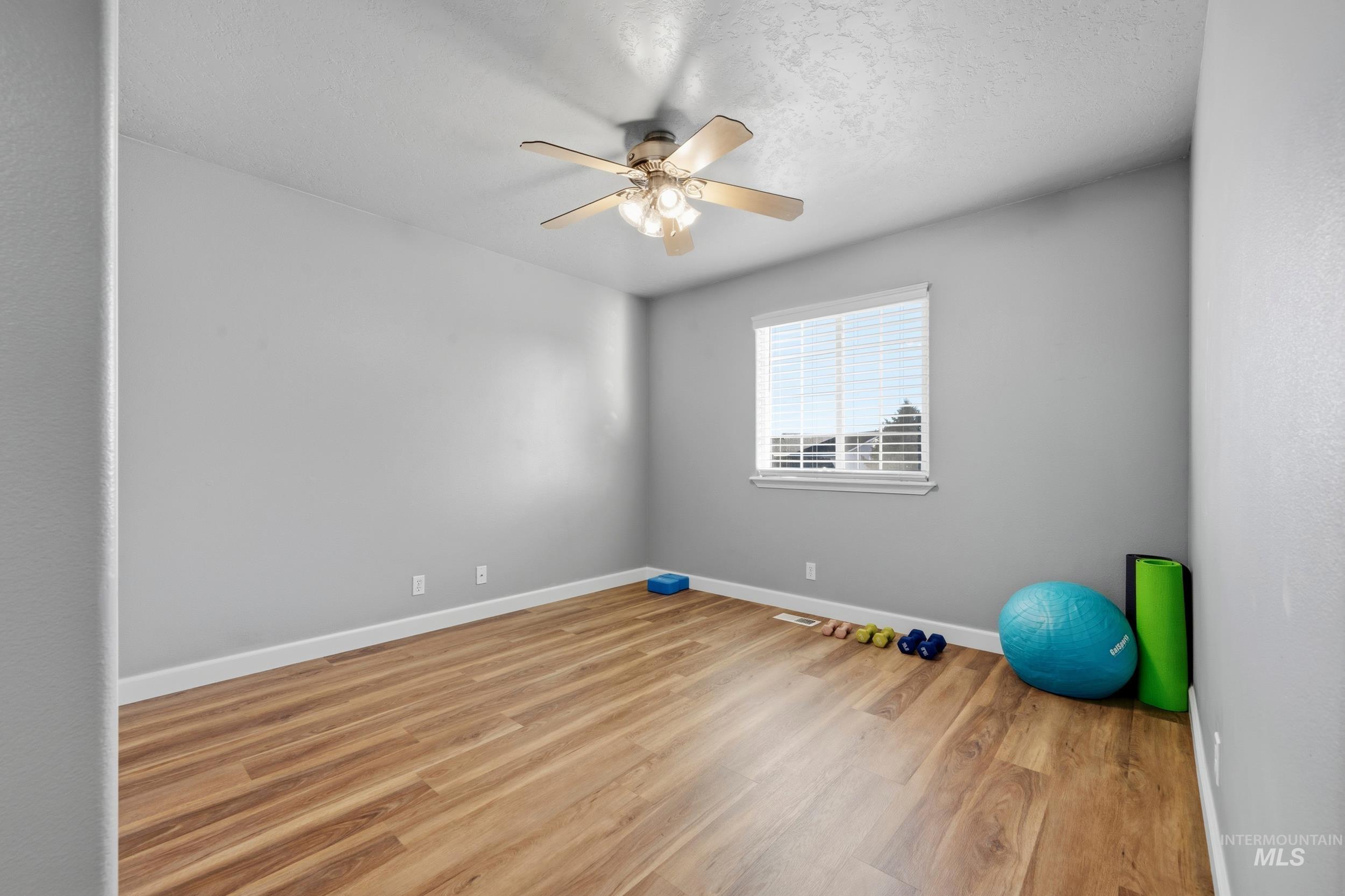 property viewer photo 31