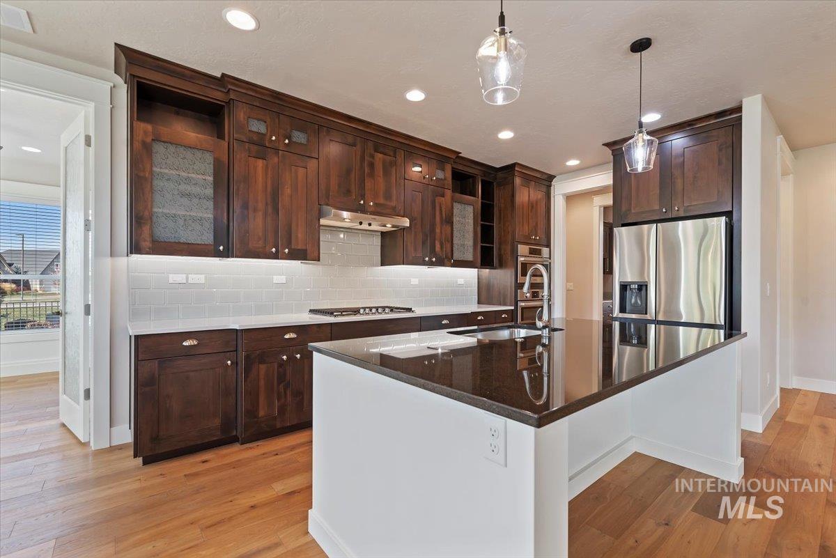 property viewer photo 12