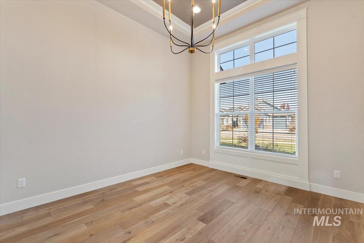property viewer photo 15
