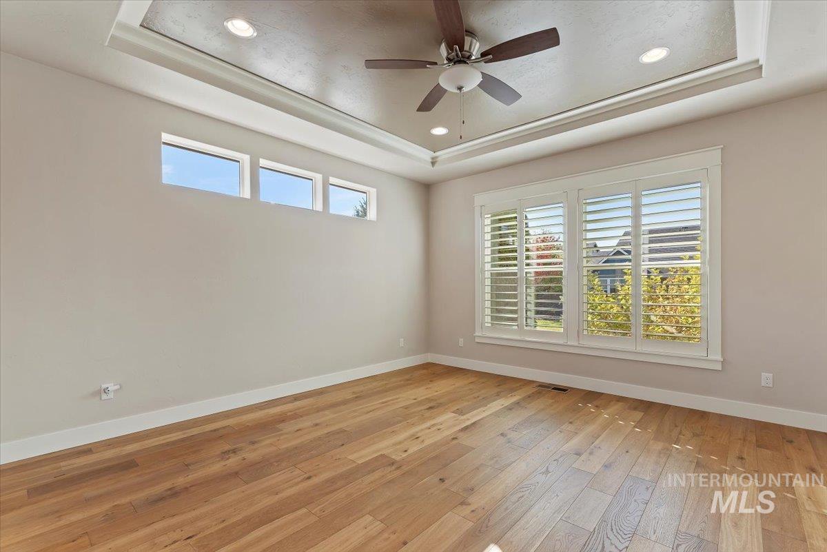 property viewer photo 17