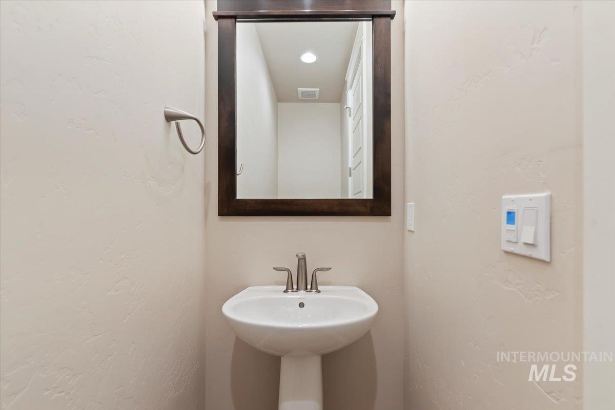 property viewer photo 25