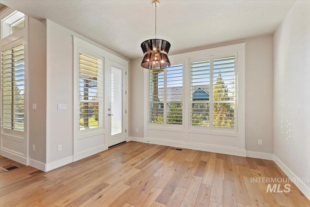 property viewer photo 8