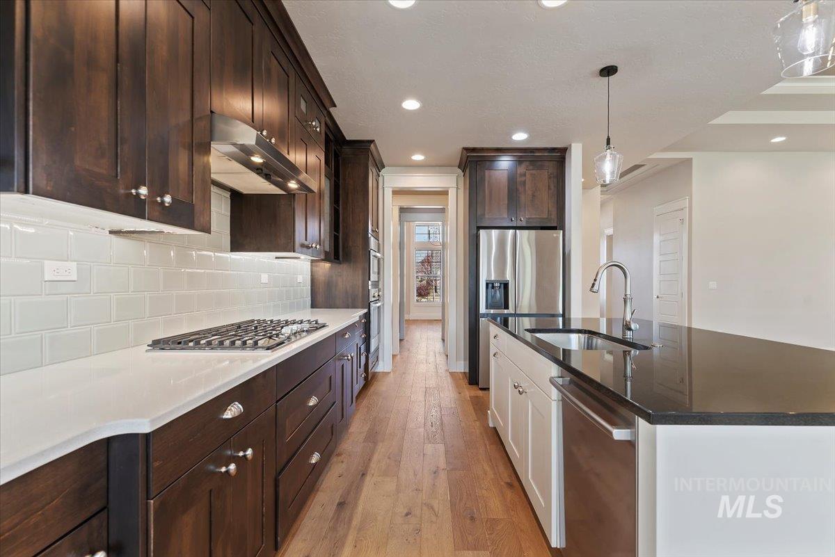 property viewer photo 9