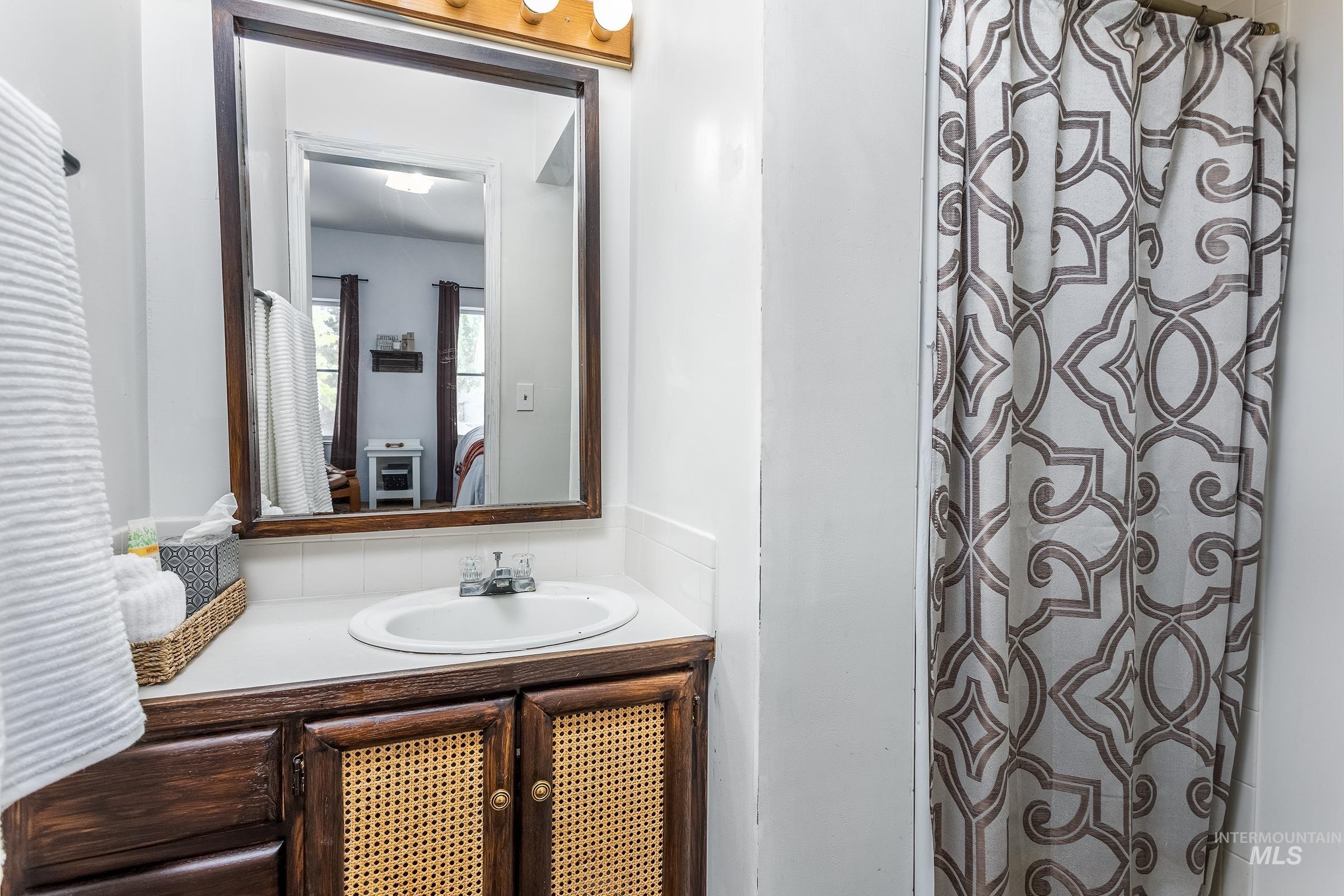 property viewer photo 11