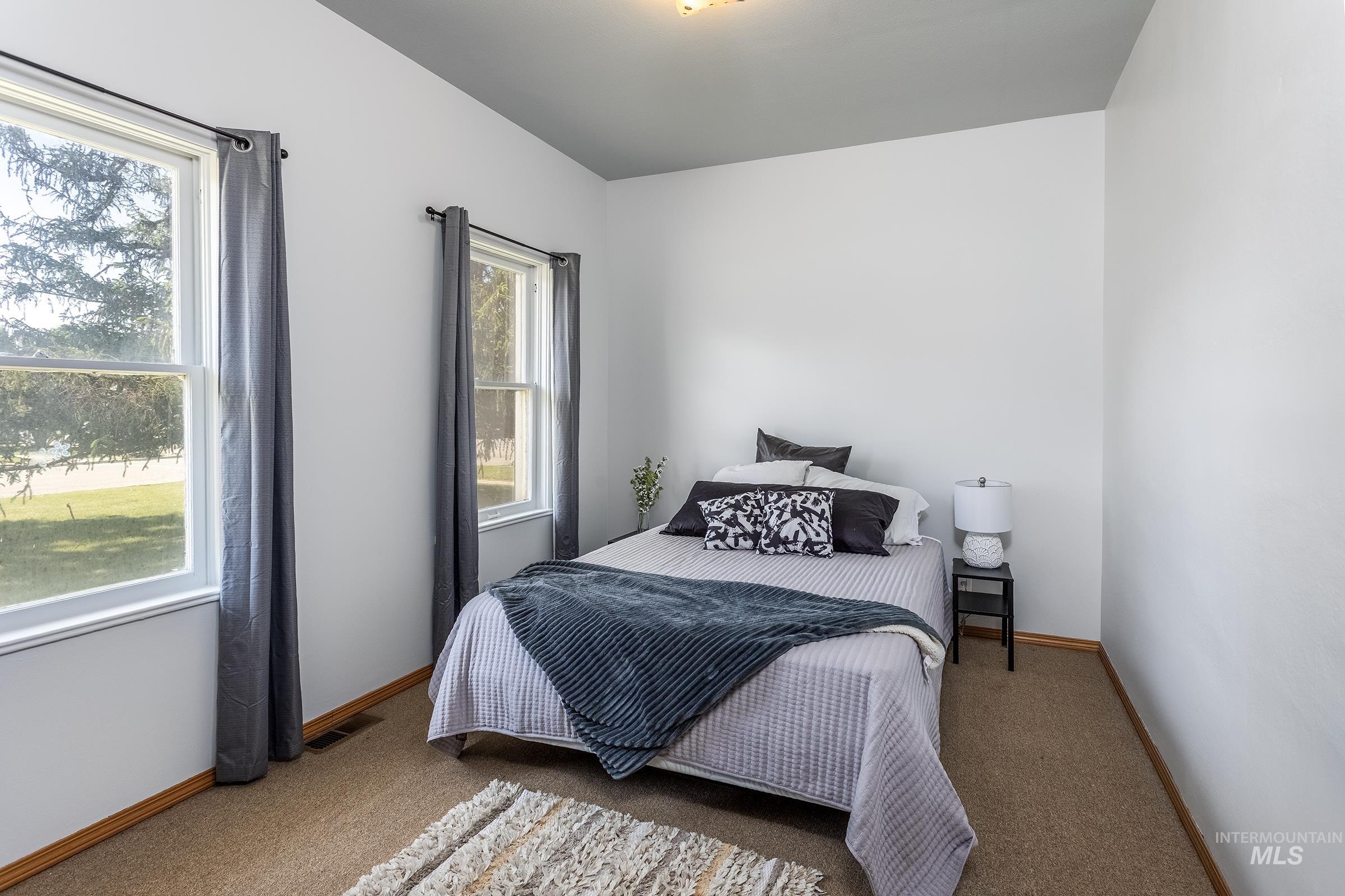 property viewer photo 12