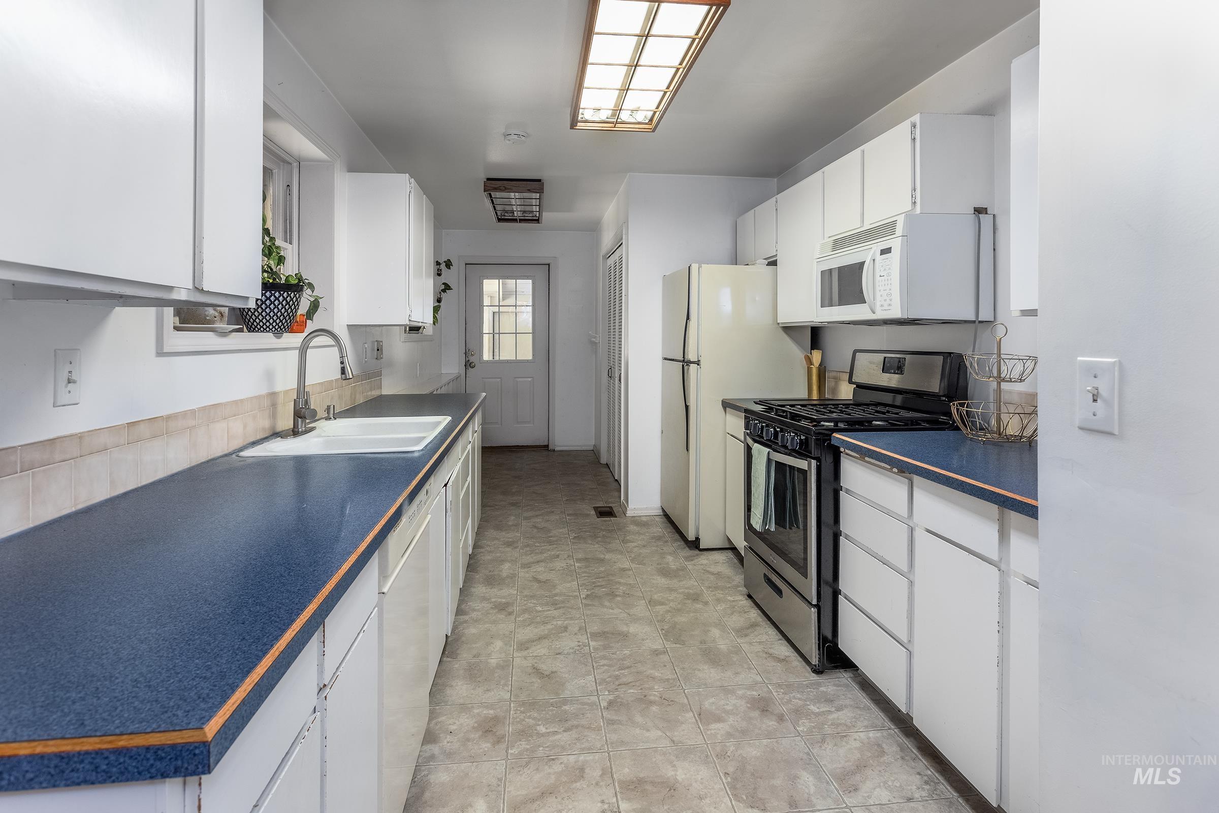 property viewer photo 5