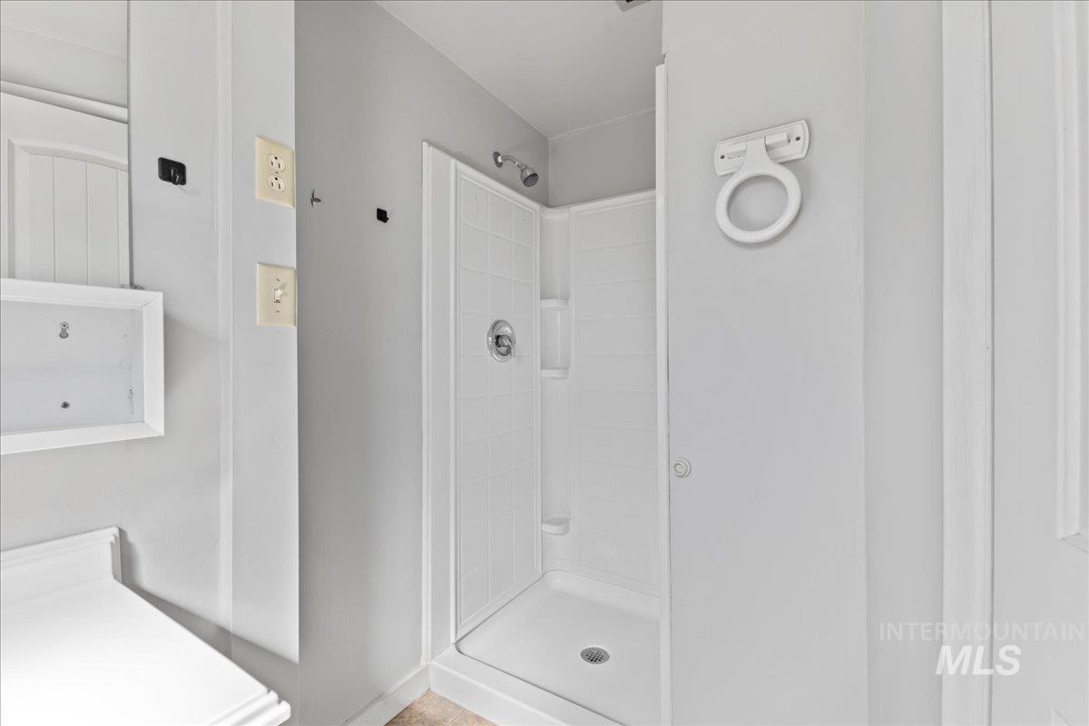 property viewer photo 10