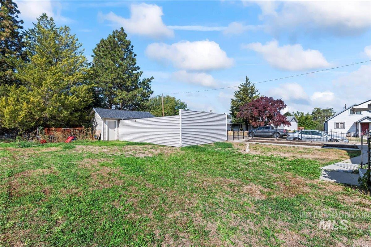 property viewer photo 13