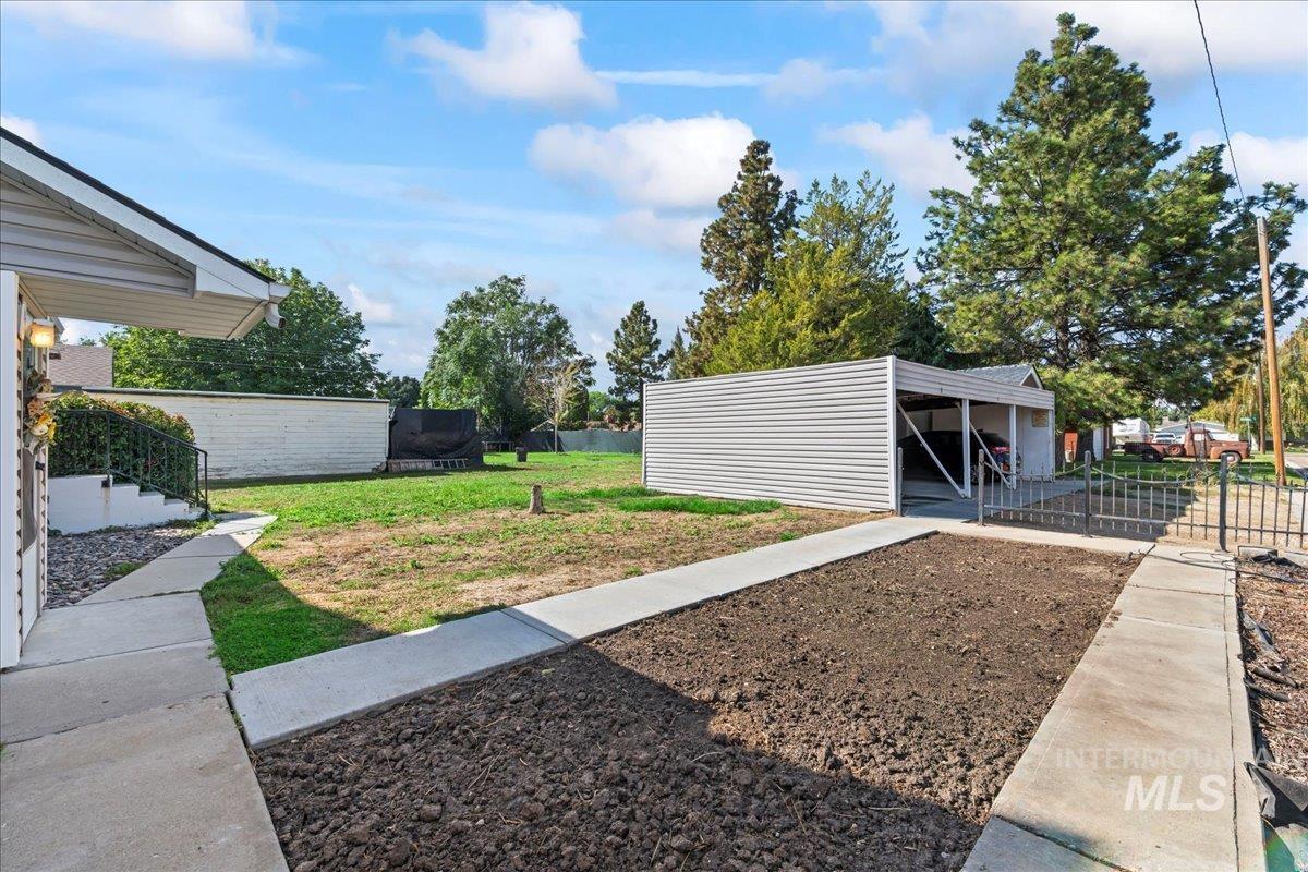 property viewer photo 15